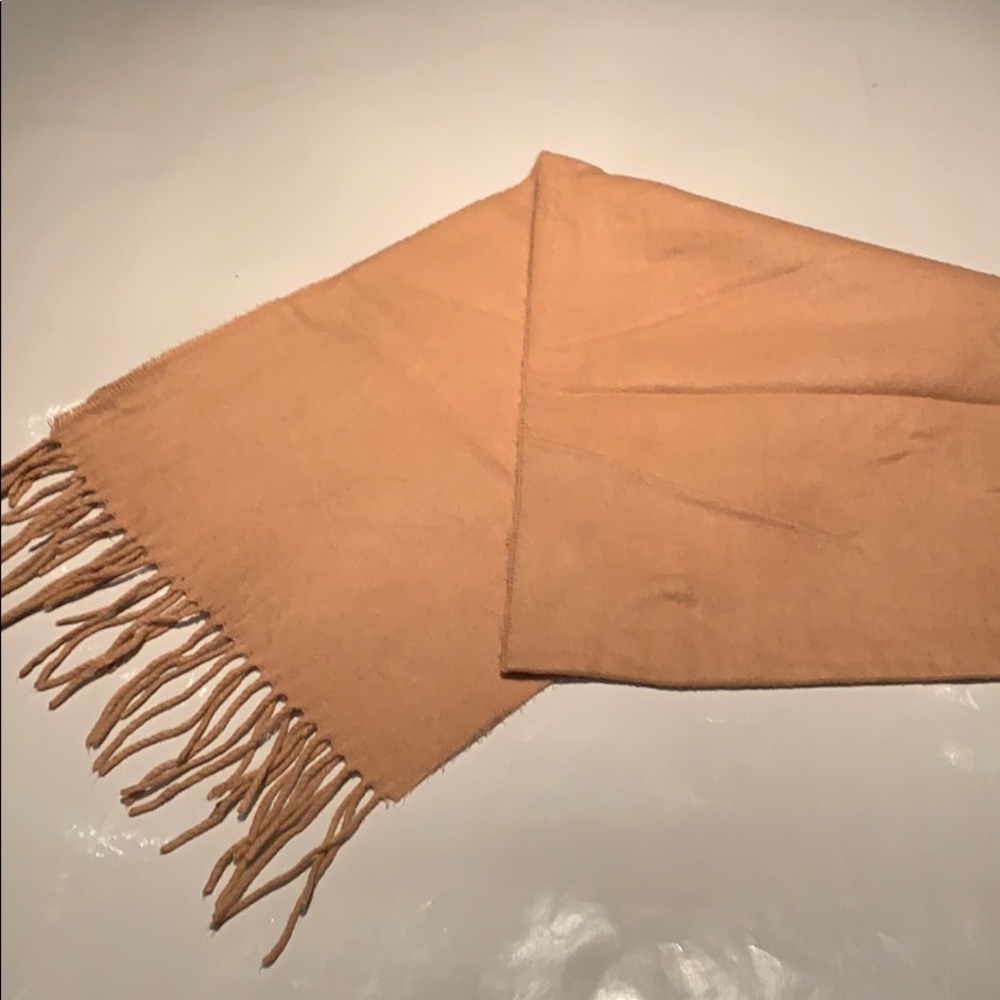 Women’s cozy soft scarf